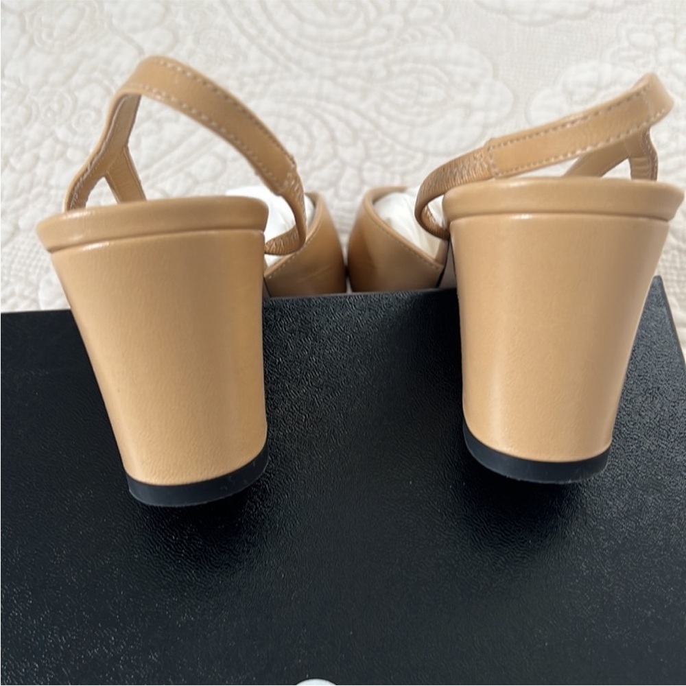 Chanel Women's Tan and Black Slingback Shoes - Picture 4 of 8